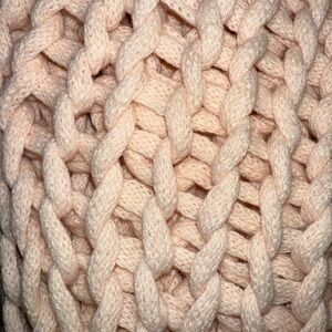Super soft Chunky knit throw blanket